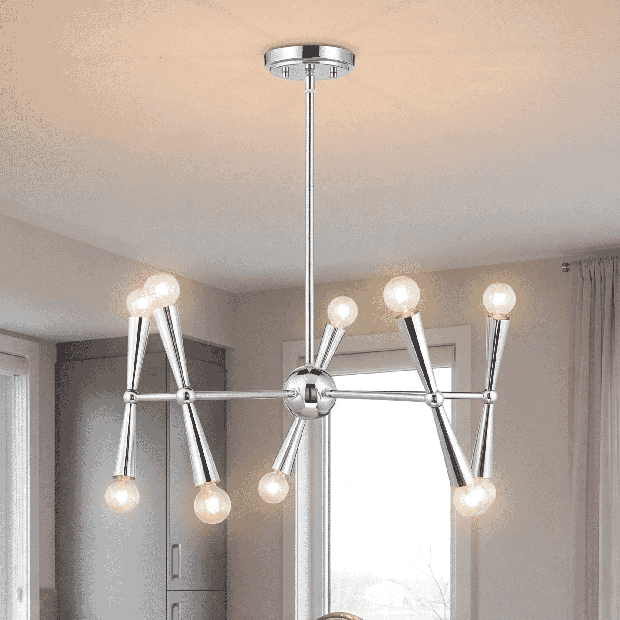 Chandelier in Chrome